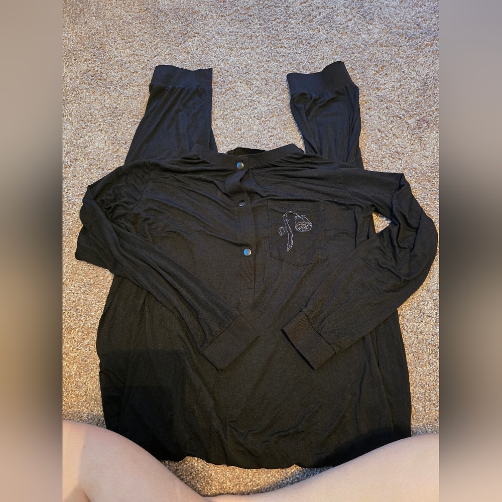 FIRM NWOT Foxblood XL Black Button Front Rose Embroidered Pajama Set